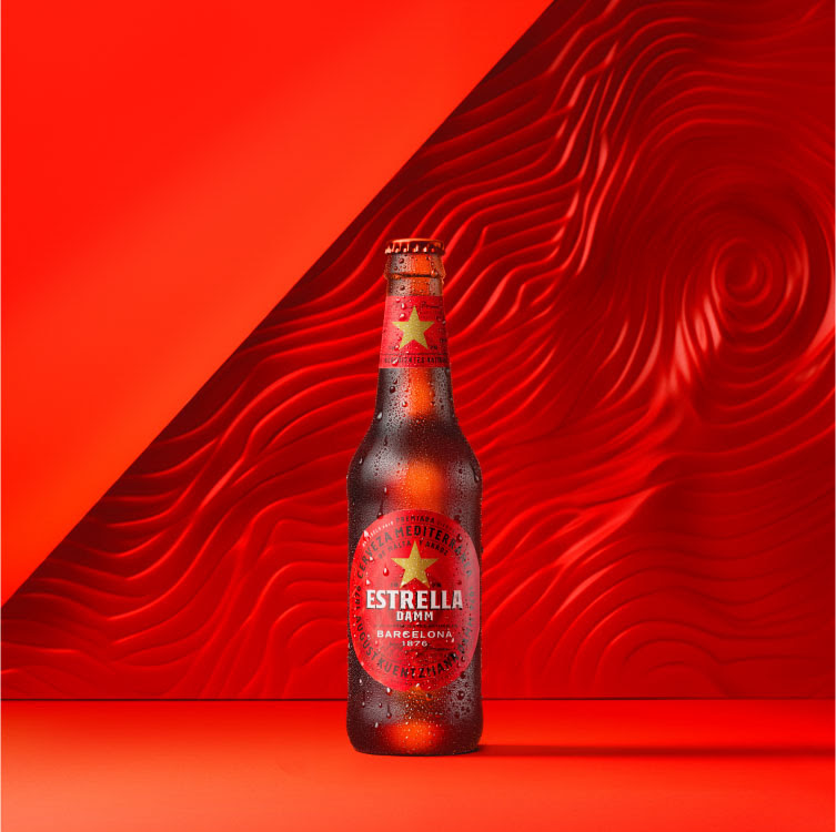 estrella photorealistic cgi beer bottle